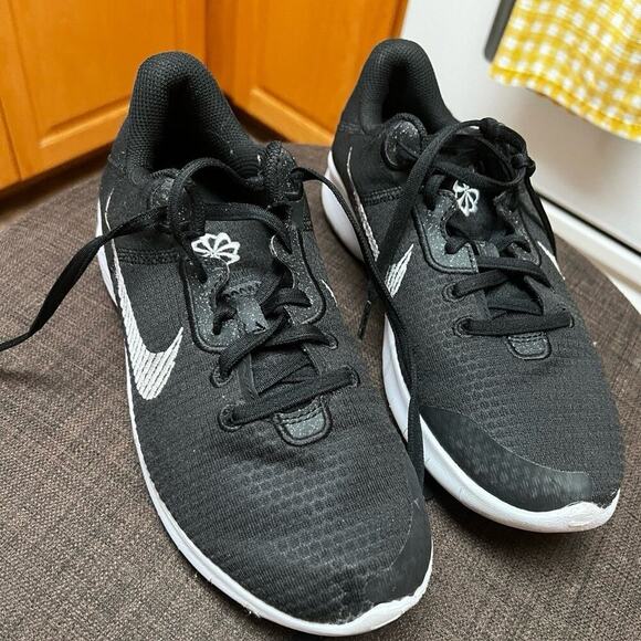 Nike, Flex Experience Run 11, running shoe, lightweight, women's size 8 - Picture 3 of 8